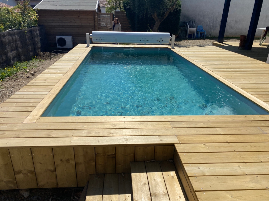 Piscine aluminium terrasse Anglet Pyrenees Atlantiques Aquattitude