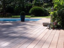 Grande-terrasse-bois-dans-les-Landes